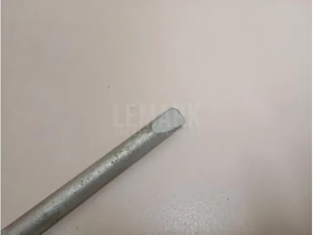 Ключ баллонный