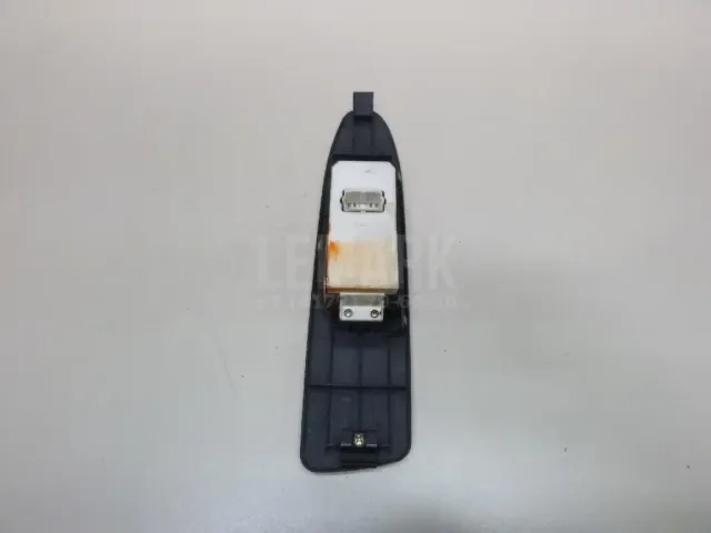 Кнопка стеклоподъемника для  BMW X3 G01/F97 2017-2024