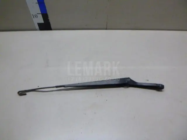 Поводок стеклоочистителя передний правый для  BMW 5-serie E60/E61 2003-2009