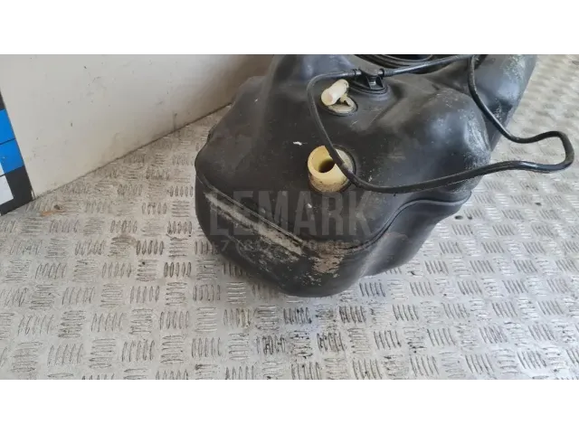 Бак топливный
