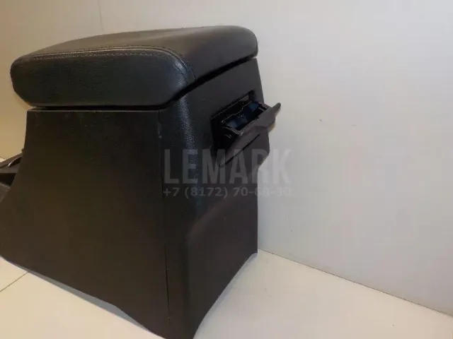 Подлокотник для  BMW 3-serie E92/E93 2006-2012