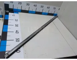 Накладка стекла переднего левого