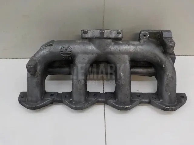 Коллектор впускной для  CASE SV300 2012