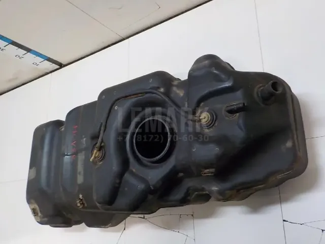 Бак топливный