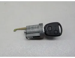 Вставка замка зажигания с ключом