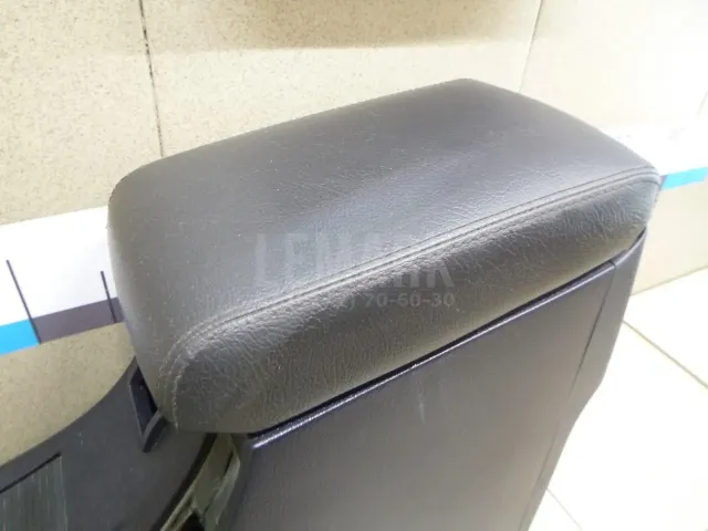 Подлокотник для  Ford Transit 2006-2013