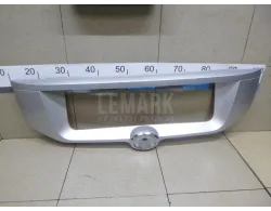 Накладка двери багажника