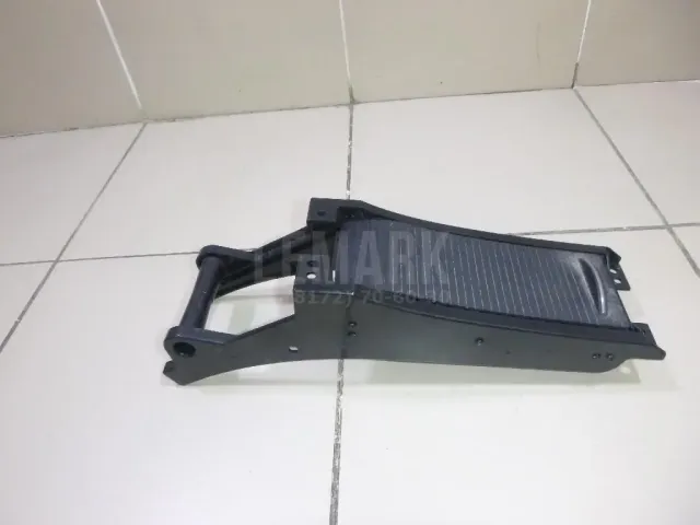 Ящик передней консоли для  Ford America Escape I 2001-2007