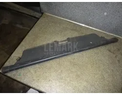 Шторка багажника
