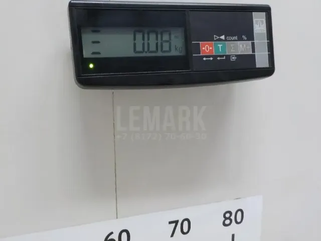 Накладка (кузов внутри) для  Ford Focus II 2008-2011