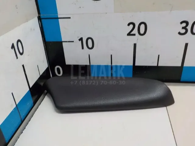 Накладка (кузов внутри) для  Ford Focus II 2008-2011