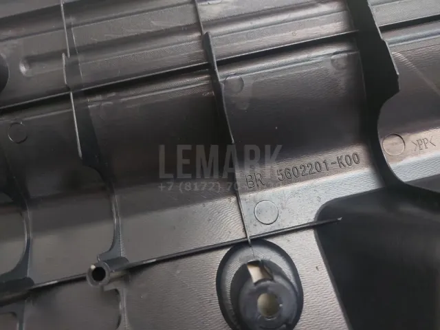 Накладка (кузов внутри) для  Ford Escape EUR 2007-2009