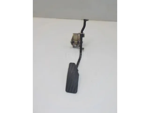Педаль газа