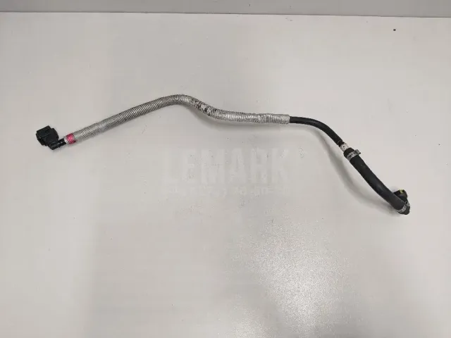 Трубка топливная для  BMW X6 G06 2019