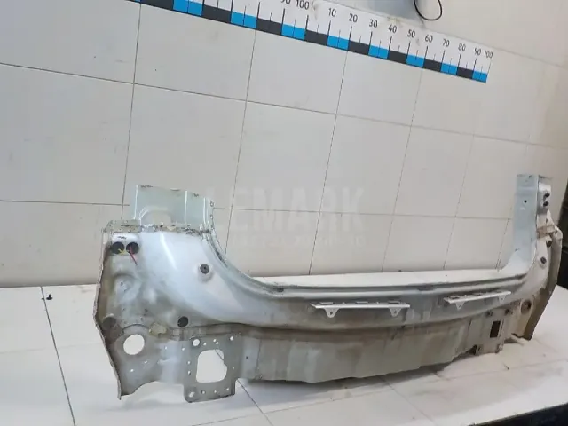 Панель задняя