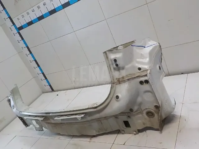 Панель задняя