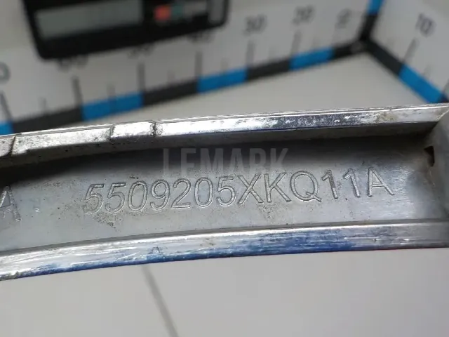 Накладка на решетку левая для  Geely Coolray (SX11) 2018
