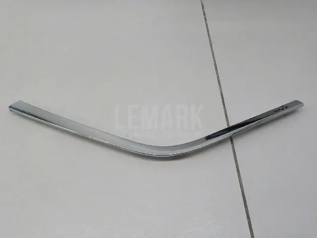 Накладка на решетку левая для  Geely Coolray (SX11) 2018