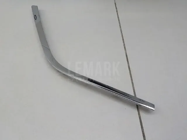 Накладка на решетку левая для  Geely Coolray (SX11) 2018