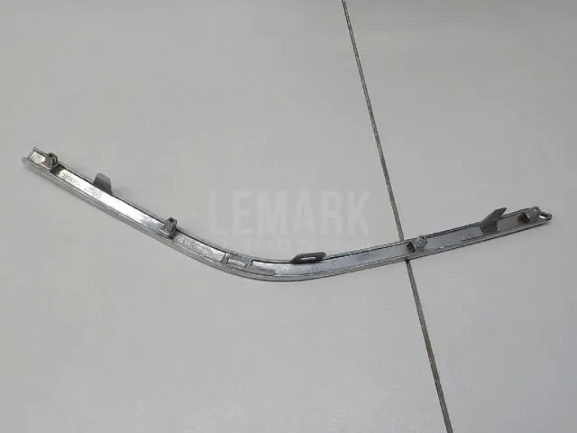 Накладка на решетку левая для  Geely Coolray (SX11) 2018