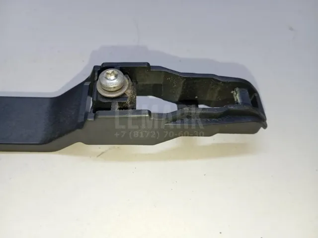 Кронштейн ручки для  Ford Focus II 2008-2011
