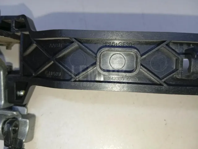 Кронштейн ручки для  Daewoo Rezzo 2000-2011