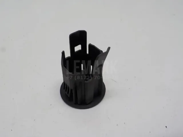 Кронштейн датчика парковки для  BMW 5-serie E60/E61 2003-2009