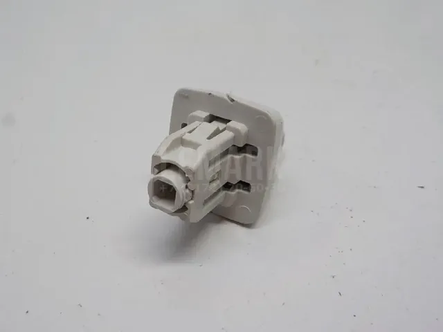Крючок солнцезащитного козырька для  Audi Allroad quattro 2000-2005