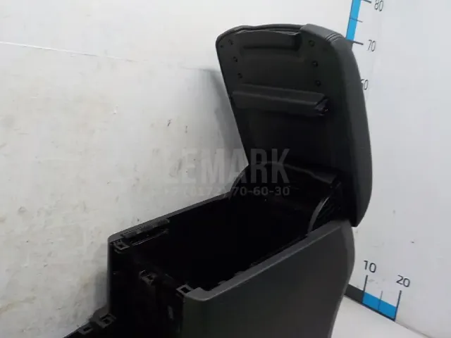 Подлокотник для  BMW 7-serie E65/E66 2001-2008