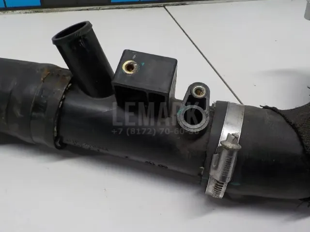 Патрубок интеркулера для  BMW X5 E53 2000-2007