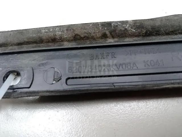 Уплотнитель двери