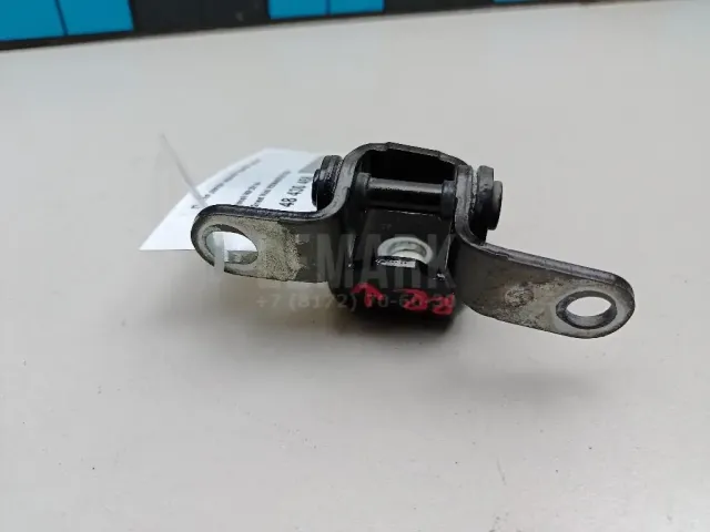 Петля двери задней правой нижняя для  Dongfeng 580 2017