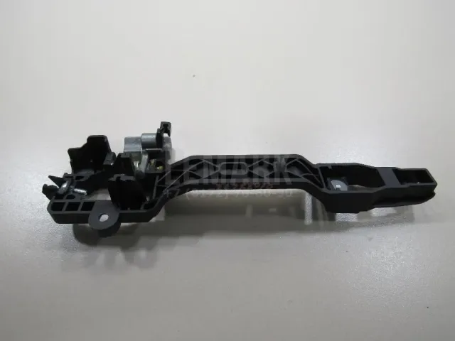 Кронштейн ручки для  Ford Kuga 2008-2012