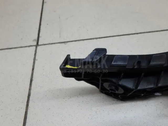 Кронштейн переднего бампера правый для  Ford Transit 2006-2013