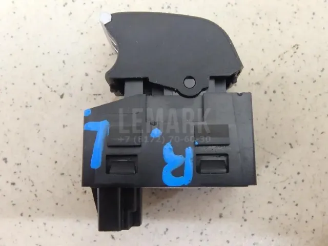 Кнопка стеклоподъемника для  BMW X3 F25 2010-2017