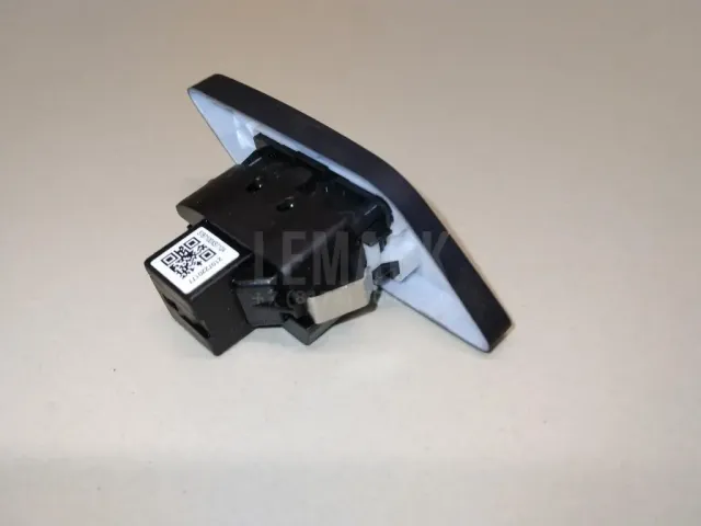 Кнопка центрального замка для  BMW 5-serie G30/G31/F90 2017-2023
