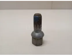 Болт колесный