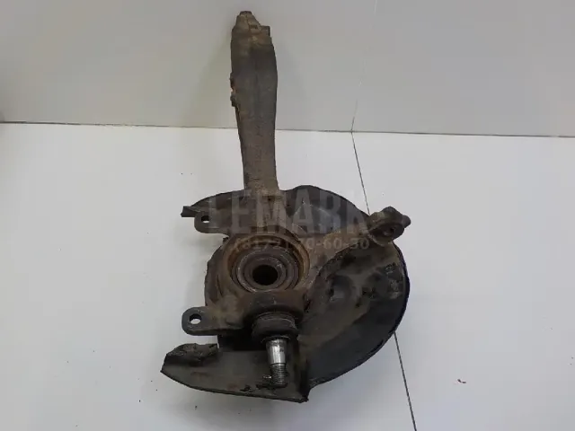 Кулак поворотный передний правый для  Chrysler Grand Voyager/Grand Caravan (RT) 2007-2020