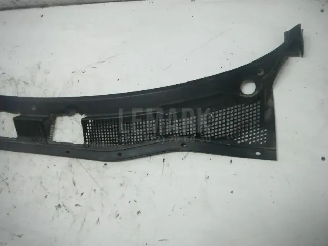 Решетка стеклооч. (планка под лобовое стекло) для  Ford Fiesta 2001-2008
