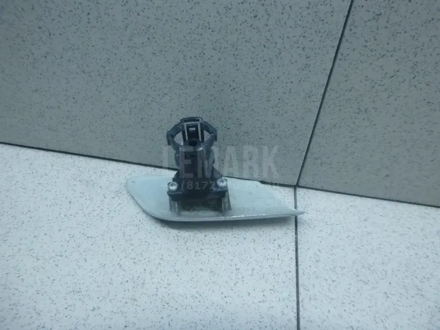 Крышка форсунки омывателя для  CASE SV300 2012