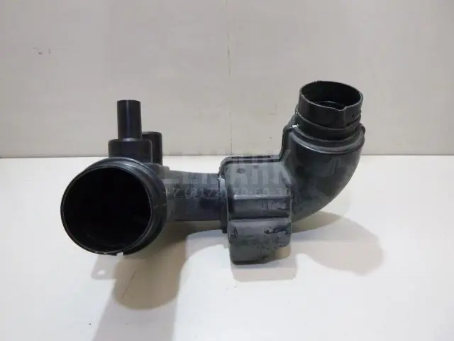 Воздуховод для  Ford Kuga 2008-2012