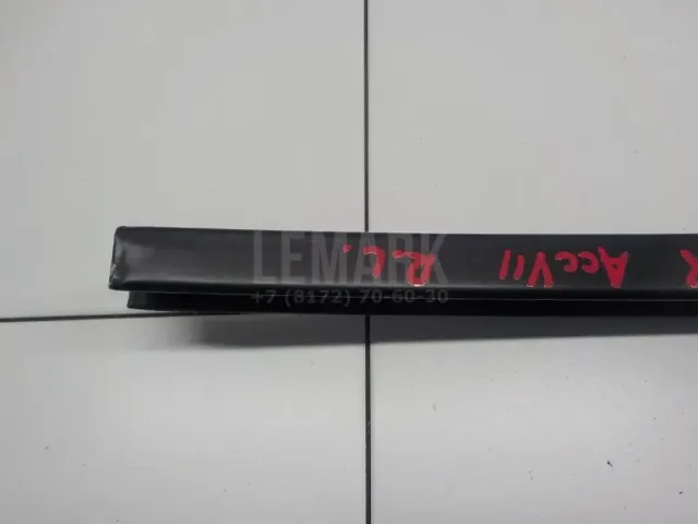 Направляющая стекла двери для  Daewoo Lanos 1997-2009