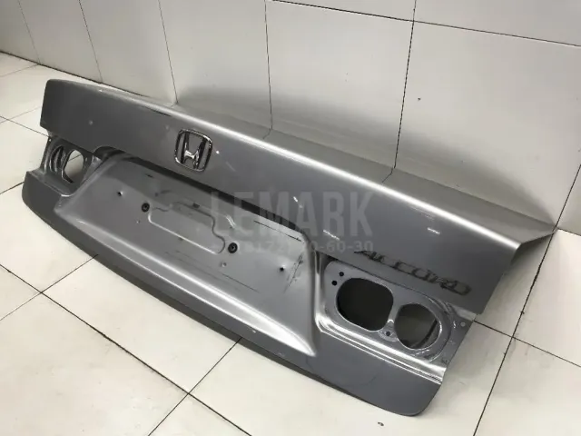 Крышка багажника для  Ford Maverick 2001-2007