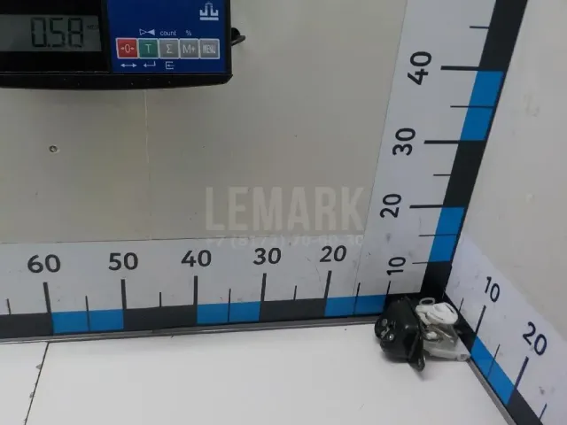 Замок багажника