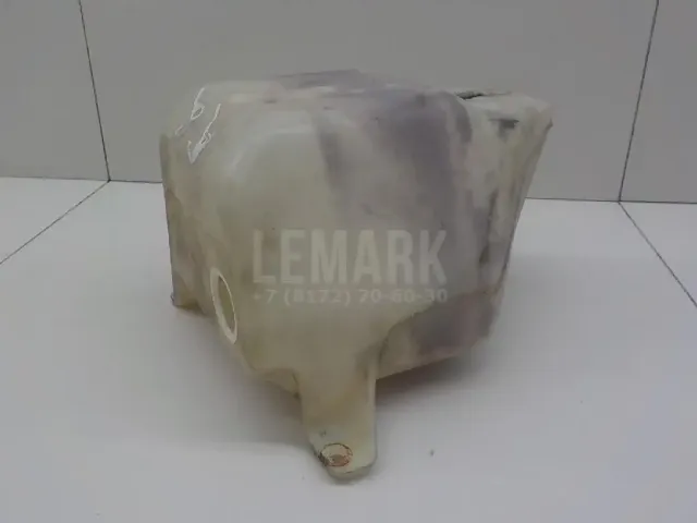 Бачок омывателя лобового стекла